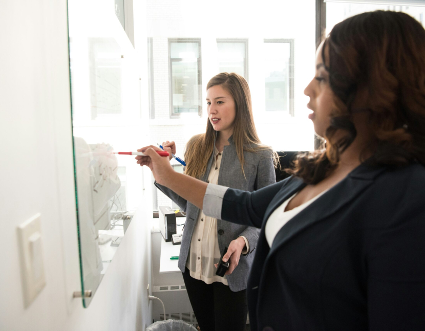 christina-wocintechchat-com-HG9M8M29Ig4-unsplash